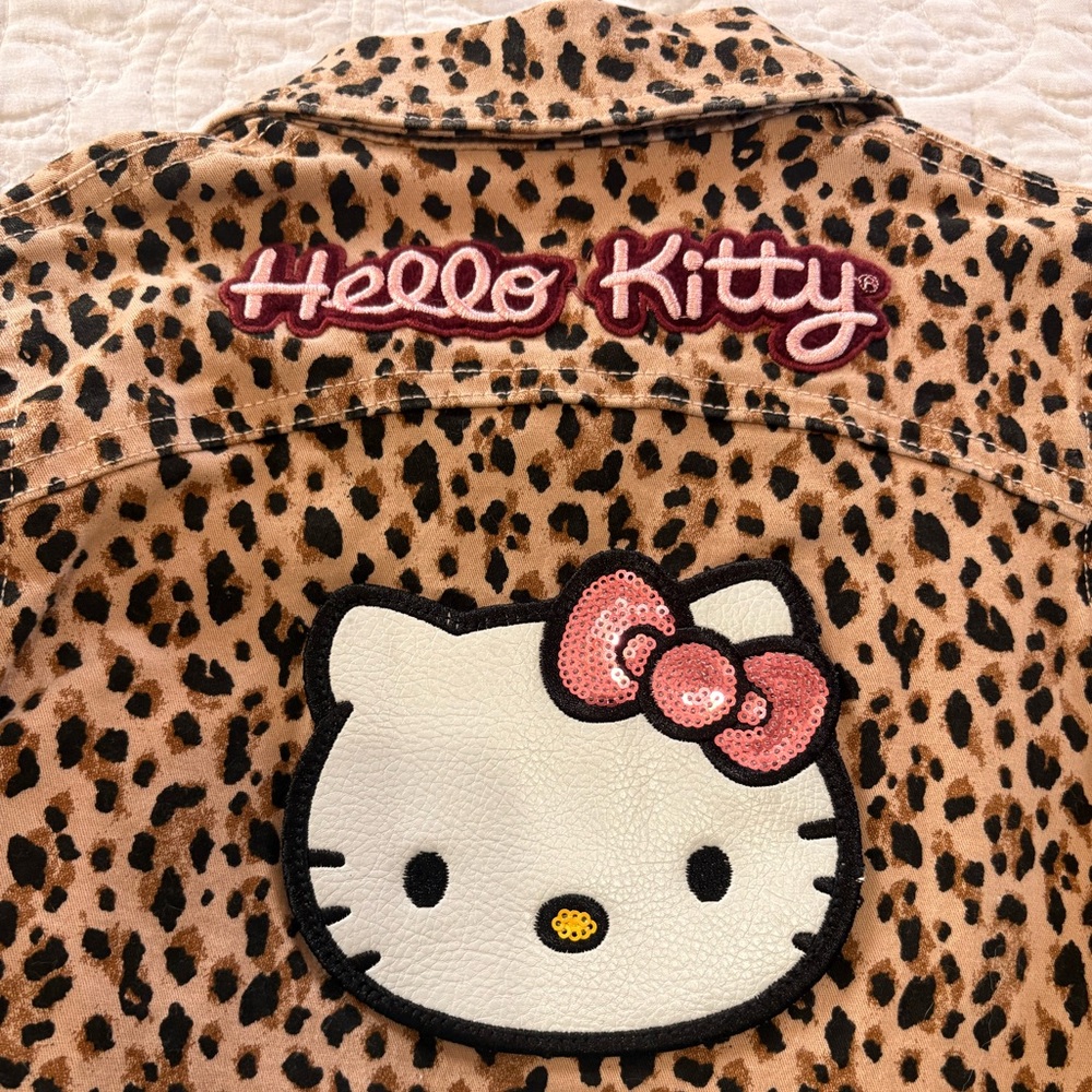 Hello Kitty Leopard Print Jean Jacket - Picture 4 of 7